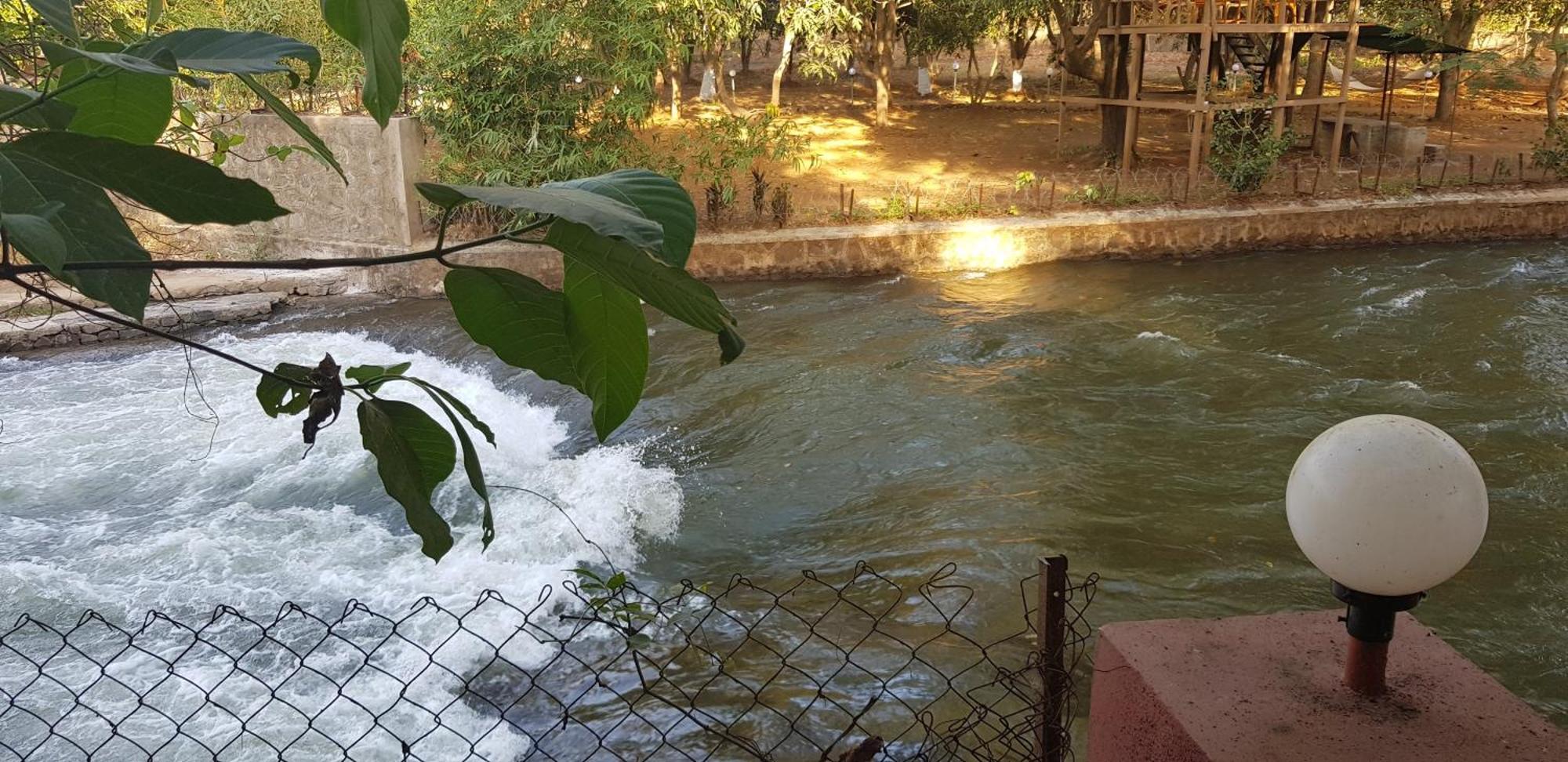 The Rippling Edge - River Front Property Karjat Exterior foto