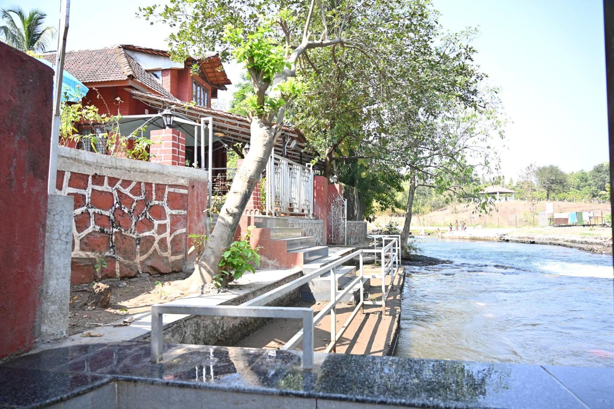 The Rippling Edge - River Front Property Karjat Exterior foto